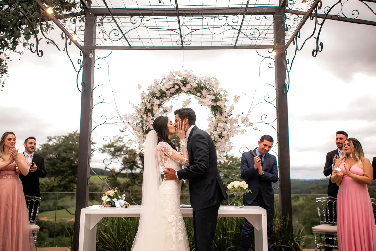 Pamela & Guilherme · Villa Sansu