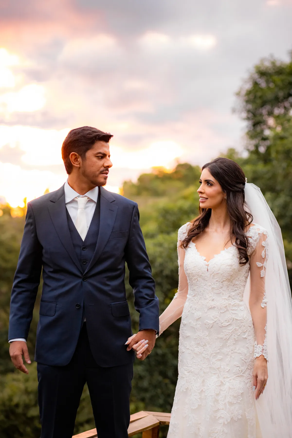 Pamela & Guilherme · Villa Sansu